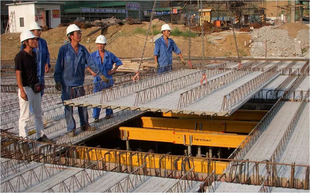装配式地下车库叠合板全过程施工工艺，一步一图教会你！